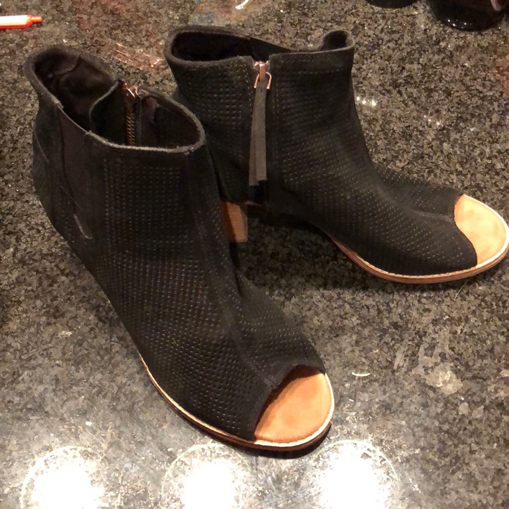 Toms peep toe booties